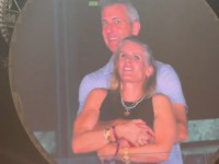 MILIONER UHVAĆEN U AFERI: Ko je Andy Byron, direktor kompanije Astronomer čiji je snimak s ljubavnicom vidjela cijela planeta (VIDEO)