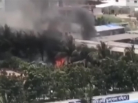 STRAVIČNI PRIZORI S LICA MJESTA: Vojni avion pao na školski kampus, najmanje 27 mrtvih...