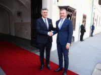 VELIKI PREOBRAŽAJ PREMIJERA HRVATSKE: Plenković se posljednjih mjeseci 'prepolovio', drastično je smršao nakon...