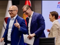 VUČIĆ SE ODAO: U jeku borbe protiv korupcije otkrio kako sam u njoj učestvuje