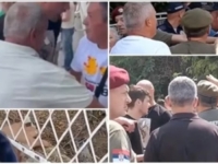 MUŠKARAC NOŽEM NASRNUO NA GRAĐANE ISPRED SUDA U RUMI: Napao muškarca i dvije žene (VIDEO)