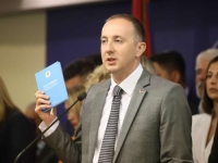 OGNJEN BODIROGA TEK SADA SHVATIO: 'Ako ima za kumovu zgradu i za kockarnice, mora biti i za puteve u Hercegovini'