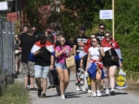 PORUKA HRVATA UOČI THOMPSONOVOG KONCERTA NASMIJALA REGIJU: 'Naručen sam kod kardiologa iduće godine, pa ako može...'