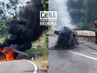 TEŠKA NESREĆA NA PUTU VOGOŠĆA-SREDNJE: Automobil se zapalio, putniku bankina presjekla nogu