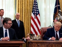 SVAKA SLIČNOST SA STVARNIM LIKOVIMA JE...: Je li se Trump pretvorio u Vučića?