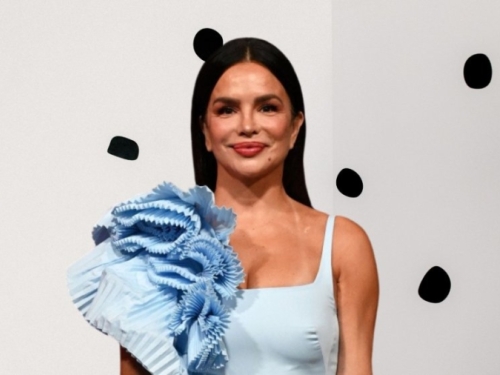 SEVERINA PONOVO ODUŠEVLJAVA: Utjelovljenje ženstvenosti i profinjenosti, baš kao što je to nekoć bila Julia Roberts kada je...