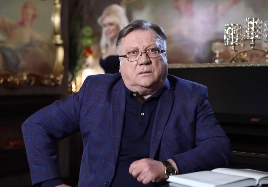 DOK JE HALID BEŠLIĆ U BOLNICI POSVEĆUJU MU EMOTIVNE PJESME: Svaki grad se sada za njega moli, nema onog koʼ njega ne voli...