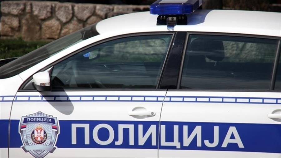 FILMSKA POTJERA U SRBIJI: Policija 'ganja' sumanutog Bosanca u BMW-u