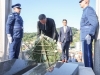 ODAO POČAST HEROJU BiH: Denis Bećirović u Bužimu položio vijenac na turbe Izeta Nanića