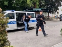 DOLIJAO 39-GODIŠNJAK: Uhapšen muškarac koji je pokušao opljačkati radnika mjenjačnice dok je prevozio pola miliona maraka