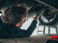 TAKO TO RADE PRAGMATIČNI NIJEMCI: Ukoliko vam se pokvari automobil - jednim potezom možete uštedjeti ogroman novac za popravak...