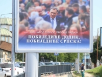 'KAD NAROD VJERUJE, PRESUDE PADAJU': Poruke podrške Dodiku širom Banjaluke, Teslića i Doboja