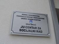 STIGLO I SAOPĆENJE CENTRA ZA SOCIJALNI RAD BIHAĆ: Nakon što su iz organizacije Glas žene Bihać uputili ...