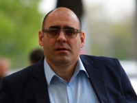 ĐUKANOVIĆ POZIVA NA UKIDANJE SVIH DRŽAVNIH FAKULTETA: Umjesto toga, njegov prijedlog je osnivanje jednog...