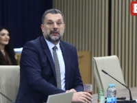 TEK SU S GODIŠNJEG, A VEĆ IM SE SMRKLO: Počela sjednica Vijeća ministara u Sarajevu (FOTO)