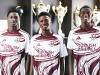 NOVAJLIJE U BORDO DRESU:  FK Sarajevo potpisao ugovore sa tri mlada fudbalera