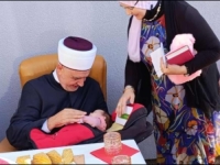POSEBNA PRIČA IZ KRAJINE: Porodica Selman dobila deseto dijete, posjetio ih reis Kavazović