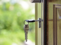 ZAPAMTIT ĆE OVO LJETOVANJE: Bračni par otišao u Hrvatsku, pa zatekao jeziv prizor u apartmanu, odgovor vlasnika ih je još više šokirao