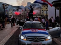 MUP SBK POTPUNO ZAKAZAO: Ignorisali nacionalističko divljanje ispred džamije u Jajcu i napad na vijećnika SDA