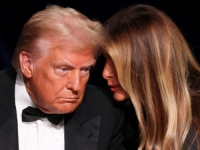 PROCURIO SADRŽAJ: Donald Trump lično predao Melanijino pismo Vladmiru Putinu...