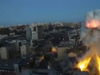 SNIMLJEN TRENUTAK RUSKOG UDARA NA KIJEV: Uzletjeli NATO avioni, raste broj mrtvih (FOTO + VIDEO)