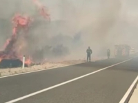 VELIKI POŽAR KOD NEUMA: Vatrena stihija guta sve pred sobom, ugrožene kuće, na terenu vatrogasci i Air Tractor (VIDEO)