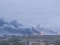 DRAMATIČNE SNIMKE IZ RUSIJE: Silovit udar ukrajinskih dronova na rafineriju nafte, novi napadi na Kursk, procurile snimke s lica mjesta...