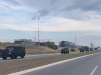 UOČI NOVIH STUDENTSKIH PROTESTA: Oklopna policijska vozila krenula ka Novom Beogradu (VIDEO)
