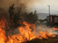 OTKRIVEN UZROK STRAVIČNOG POŽARA: Uništeno više objekata, poljoprivrednih mašina i imanja