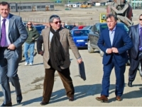 DOK SNSD POZIVA NA JEDINSTVO: U RS-u u toku velika pljačka naroda, afera veća od Viaducta