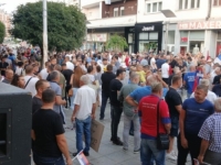 KOLIKO SE PLAĆAJU PROTESTI 'GRAĐANI PROTIV BLOKADA': Otkriveno kolike dnevnice daju naprednjaci