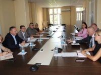 OVO NIJE OBIČAN RADNI DAN, ŠTA JE RJEŠENJE: Savez sindikata RS-a zatražio da se rad nedjeljom zabrani zakonom ili...