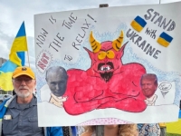 PROTESTI NA ALJASCI UOČI SUSRETA TRUMPA I PUTINA: 'Imamo idiota u Bijeloj kući'