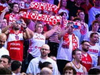 NEPRIJATELJSKA  ATMOSFERA NA UTAKMICI DRUGOG KOLA EUROBASKETA: Poljaci zvižducima nadglasali himnu Izraela (VIDEO)