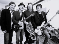 PREMINUO GITARISTA JEDNE OD NAJPOPULARNIJIH EX-YU GRUPA: Tužnu vijest potvrdio Vlado Kalember