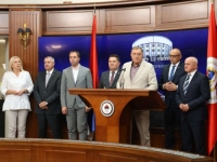 DIPLOMATSKI AUTOGOL ZBOG DODIKA: Entitet RS bi mogao ostati bez ijednog ambasadora BiH