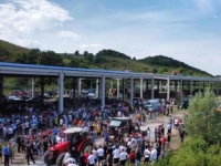 JEDINSTVEN DOGAĐAJ: Traktorijada u Bužimu okupila preko 1500 učesnika i 400 traktora