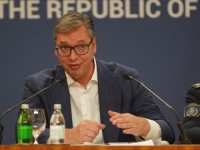 VUČIĆ OPET NAPRAVIO PRESS KONFERENCIJU SAMO ZA SVOJE MEDIJE: Nije htio da odgovori na pitanje novinarke N1