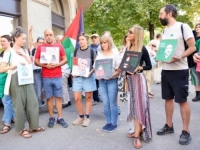 U ZAGREBU PROTEST PROTVI UBIJANJA NOVINARA: 'Gaza umire od gladi, a Hrvatska šuti'