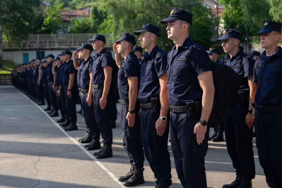 DODIJELJENE DIPLOME: Policijska akademija FMUP-a promovirala 277 mlađih inspektora i policajaca