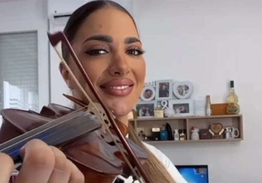 'SRPSKA VANESA MAE' SA PALA: Nakon što se žalila na šikaniranje u Sarajevu, Jovani-Violini Simović je karijera ekspresno napredovala, rado je sluša i Milorad Dodik!