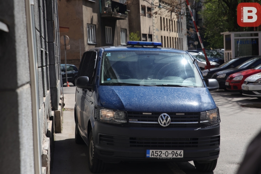 TUČA NA GLAVNOJ AUTOBUSKOJ STANICI U SARAJEVU: Iz MUP-a KS potvrdili da se za jednu osobu utvrđuje...