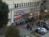 STUDENTI OBJAVLI SNIMKE: Dekan Patrik Drid KROZ PROZOR upao na fakultet u pratnji batinaša i policije