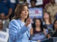 MISLILA JE DA ĆE BITI PROBLEM NJEGOVA HOMOSEKSUALNOST: Kamala Harris žali što nije izabrala drugog kandidata za potpredsjednika