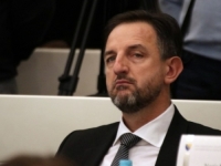 DŽEVAD MAHMUTOVIĆ, DELEGAT U VIJEĆU NARODA RS, ZA 'SB' NAKON ŠTO MU JE ZAPALJEN AUTOMOBIL: 'Važno je da smo zdravi, a ekipa koja je radila uviđaj utvrdila je...'