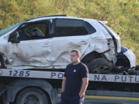 CRNO JUTRO NA BH. CESTAMA: Јedna osoba smrtno stradala, automobil udario u stub, ogromne kolone vozila...