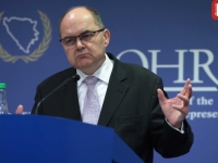 U IME KOGA I NA ČIJI RAČUN PUTUJE SVIJETOM: Christian Schmidt – visoki predstavnik ili ministar vanjskih poslova BiH?