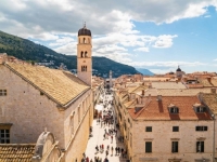 SRPKINJA U ŠOKU NAKON POVRATKA IZ HRVATSKE: 'Pogledajte koliko su mi naplatili samo dvije kafe i dvije vode...!'