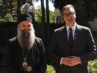 U IME ACA, SINA I DUHA SVETOGA: Patrijarh Porfirije u službi režima Aleksandra Vučića - 'Srbija je društvo razoreno...'