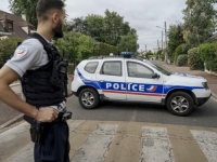 HOROR U FRANCUSKOJ: Učenik na času izbo nastavnika, a potom i sebe